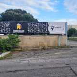 In quella piazzetta Eleonora dedicata a una bambina di 3 anni morta di stenti nel 2005, � nato un birrificio che, con entrata in via Iqbal Masih...
